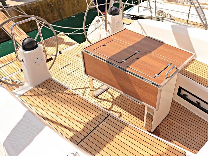 BAVARIA C 40 BT (MARISA) Exterior images - 8