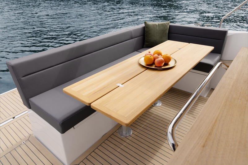 Photo #3 - Sealine C335 (Min Maity) en Pula - 22856