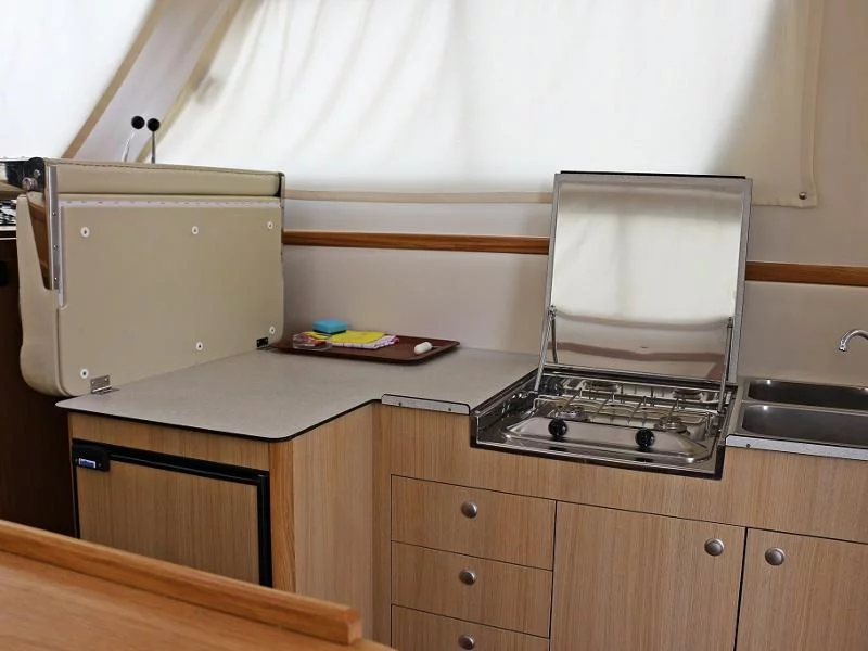 ADRIA 1002V BT (14) (JEDVA) Interior images - 6