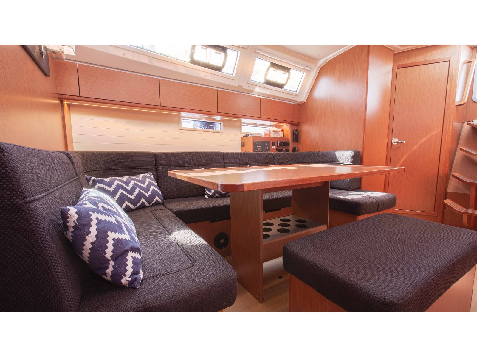 Bavaria 46 Cruiser — photo 6