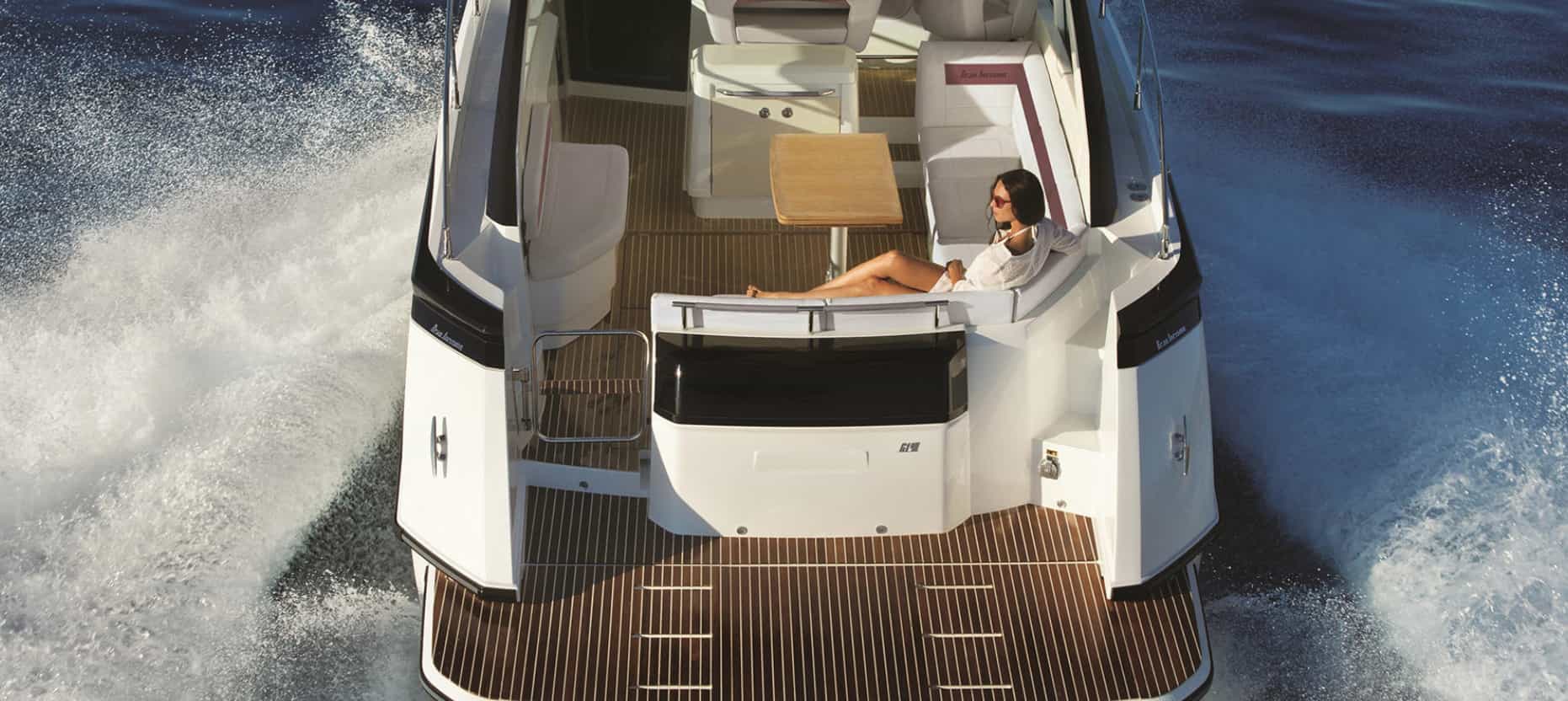 Photo #11 - Beneteau GT40 (Island Cruise) in Male - 22861