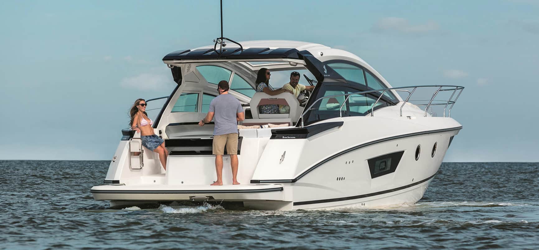 Photo #8 - Beneteau GT40 (Island Cruise) in Male - 22861