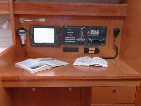 Bavaria 43 C (Rhea) Interior images - 2