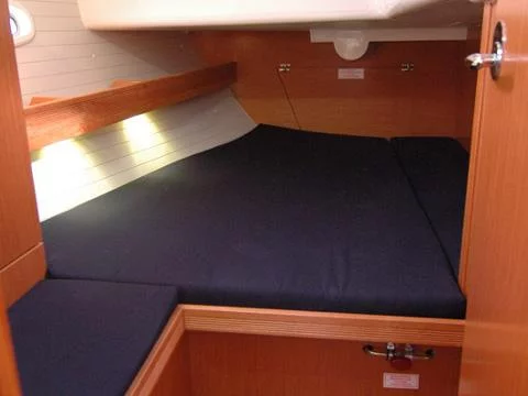 Bavaria 43 C (Rhea) Interior images - 7