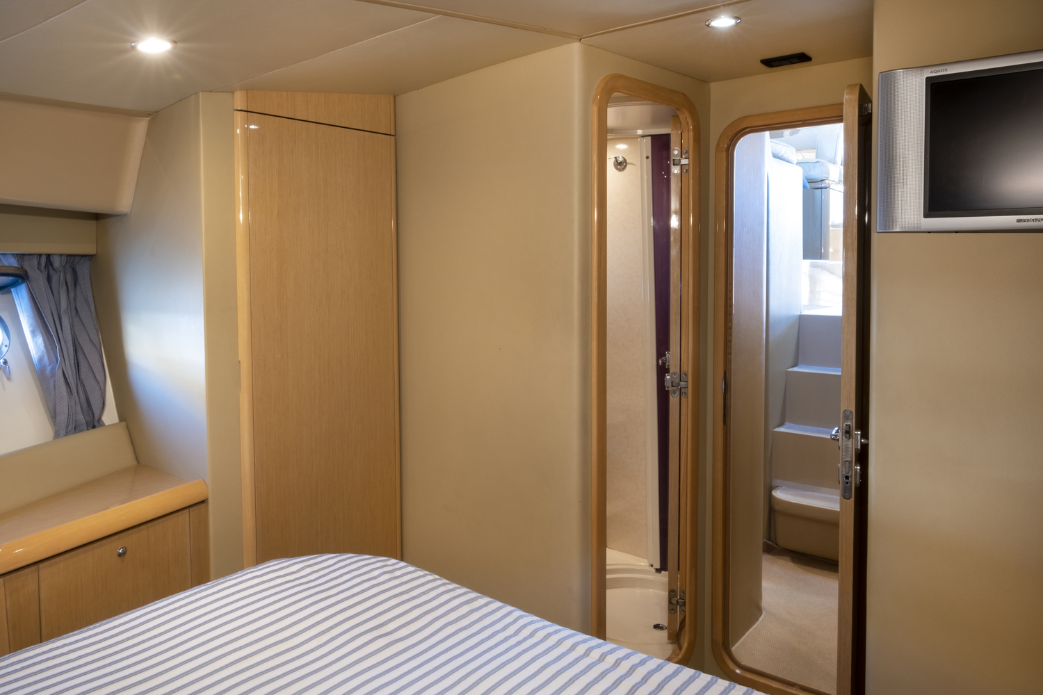 Photo #23 - Ferretti 480 (Arabella) in Paros - 22920