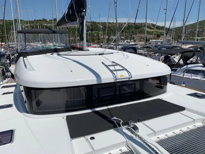 Lagoon 40 (MONARCH 2020 (air condition, ))  - 11