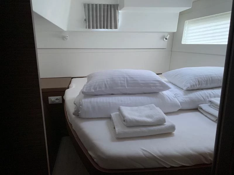 Lagoon 40 (MONARCH 2020 (air condition, ))  - 13