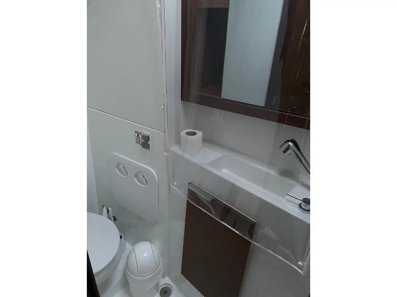 Lagoon 40 (MONARCH 2020 (air condition, ))  - 14