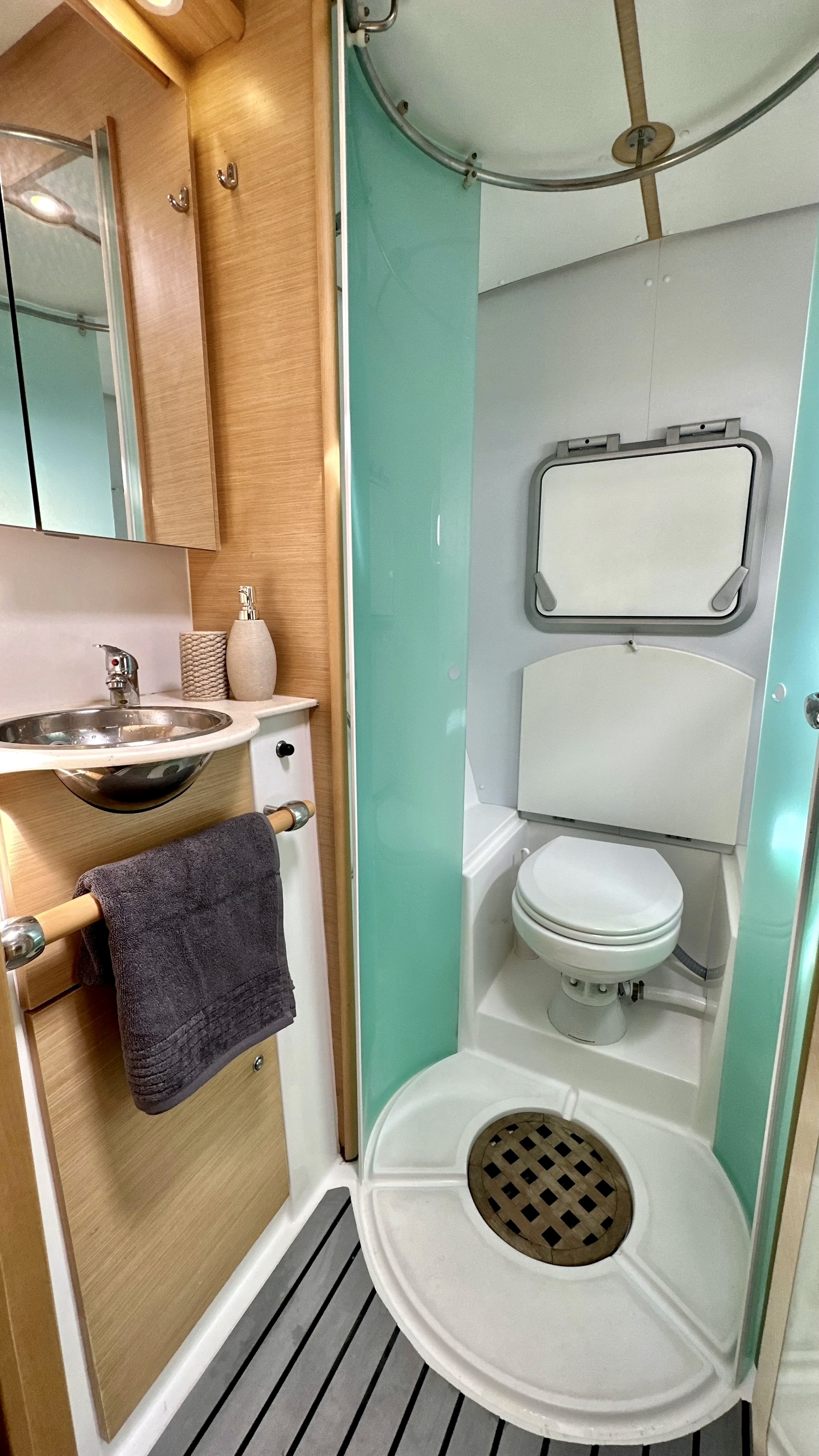 Photo #14 - Lagoon 500 (Infinity) en Paleros - 21911