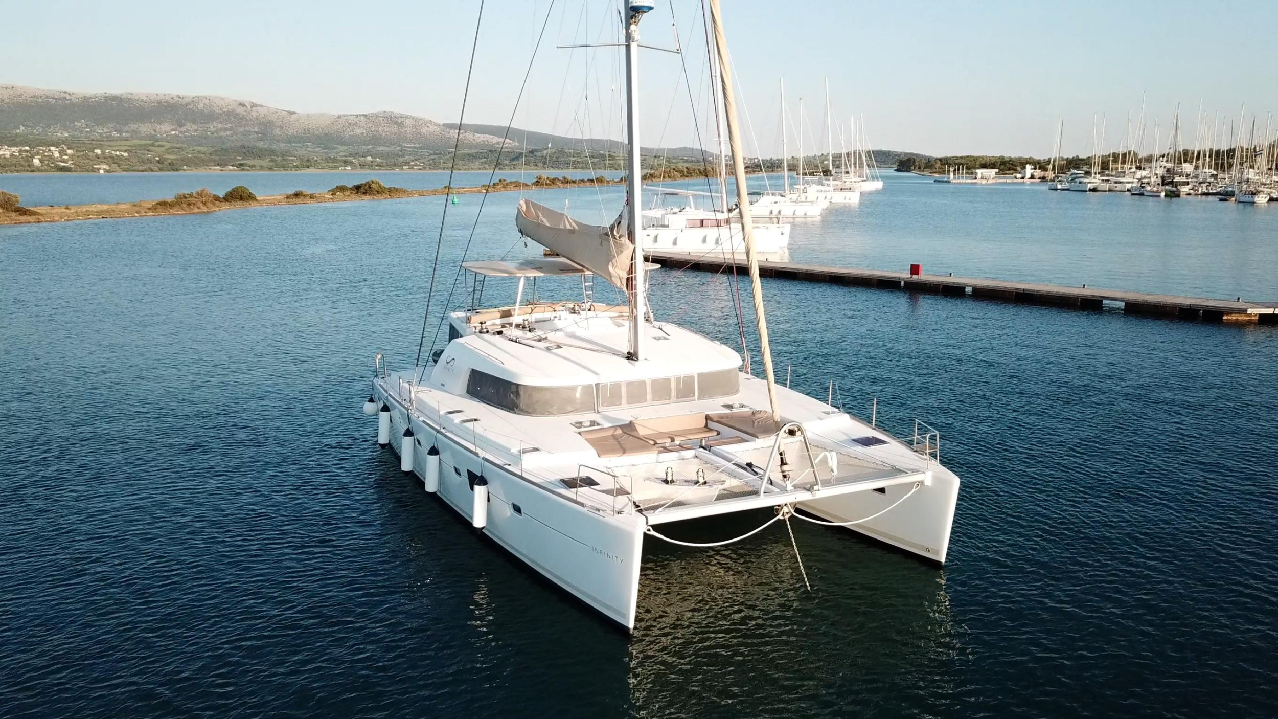 Photo #9 - Lagoon 500 (Infinity) en Paleros - 21911