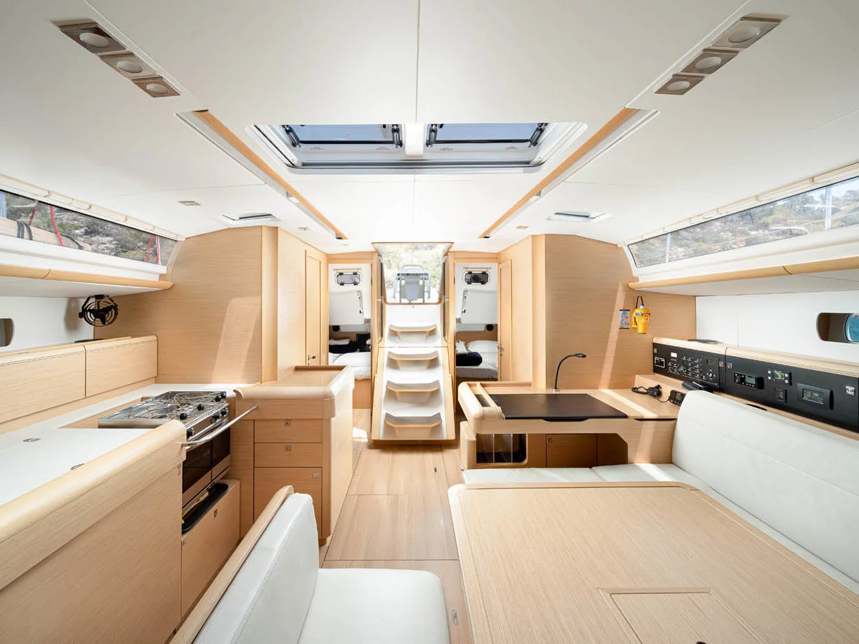 Sun Odyssey 519 (Aethra) Interior image - 11