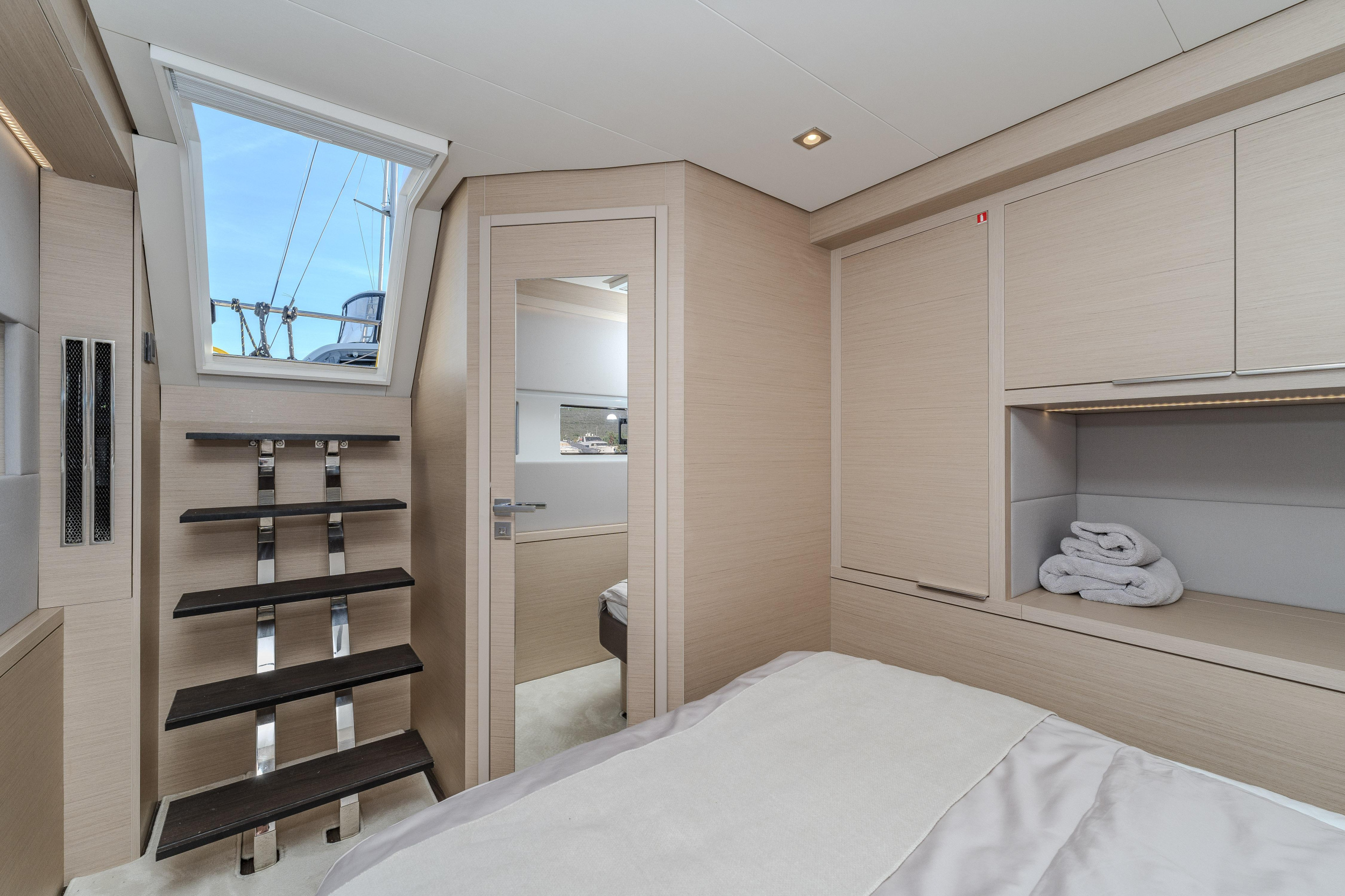 Photo #26 - Lagoon 55 (BLACK CAVIAR) in Split - 13558