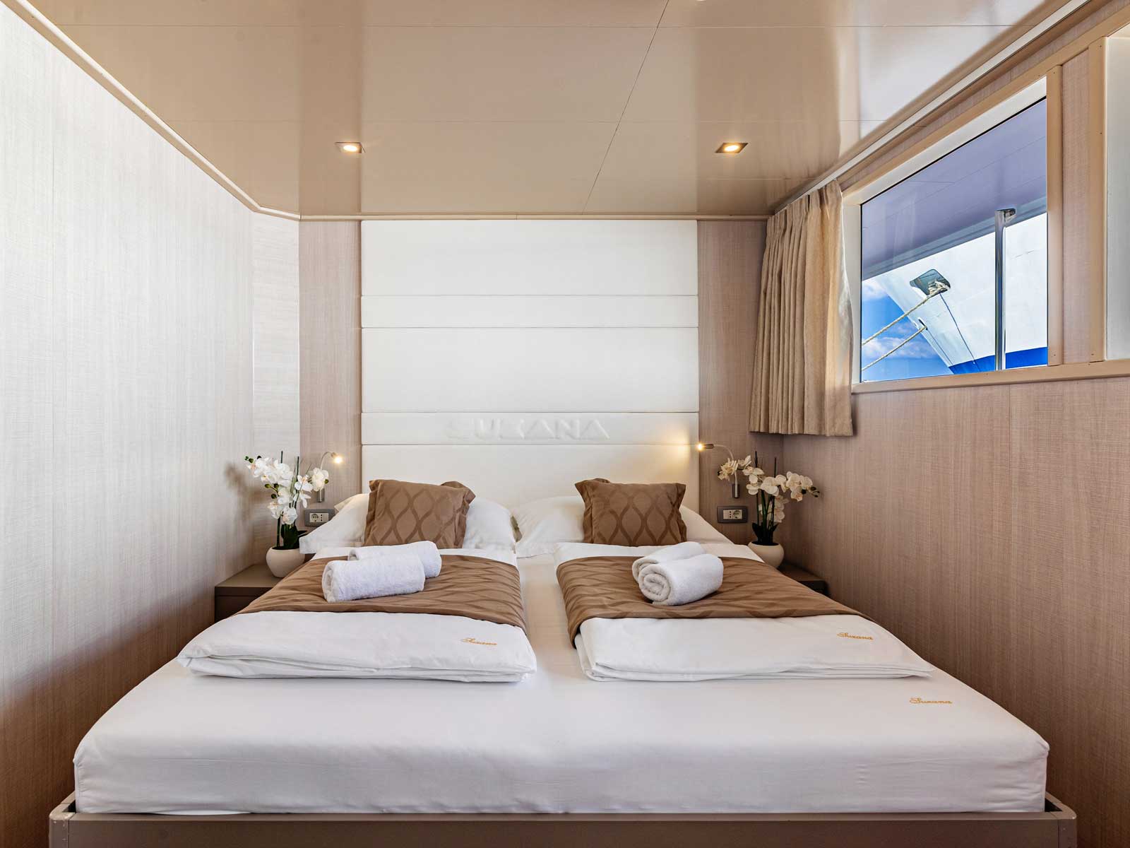 Photo #48 - Luxury Motor Yacht (Suzana) in Split - 18163