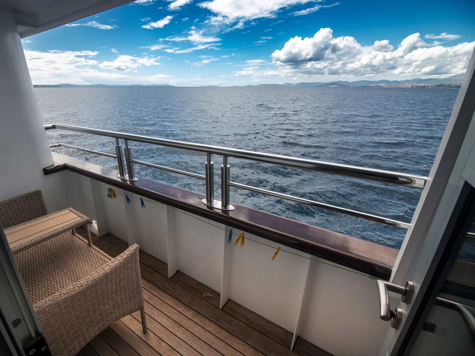 Luxury Motor Yacht (Roko)  - 24