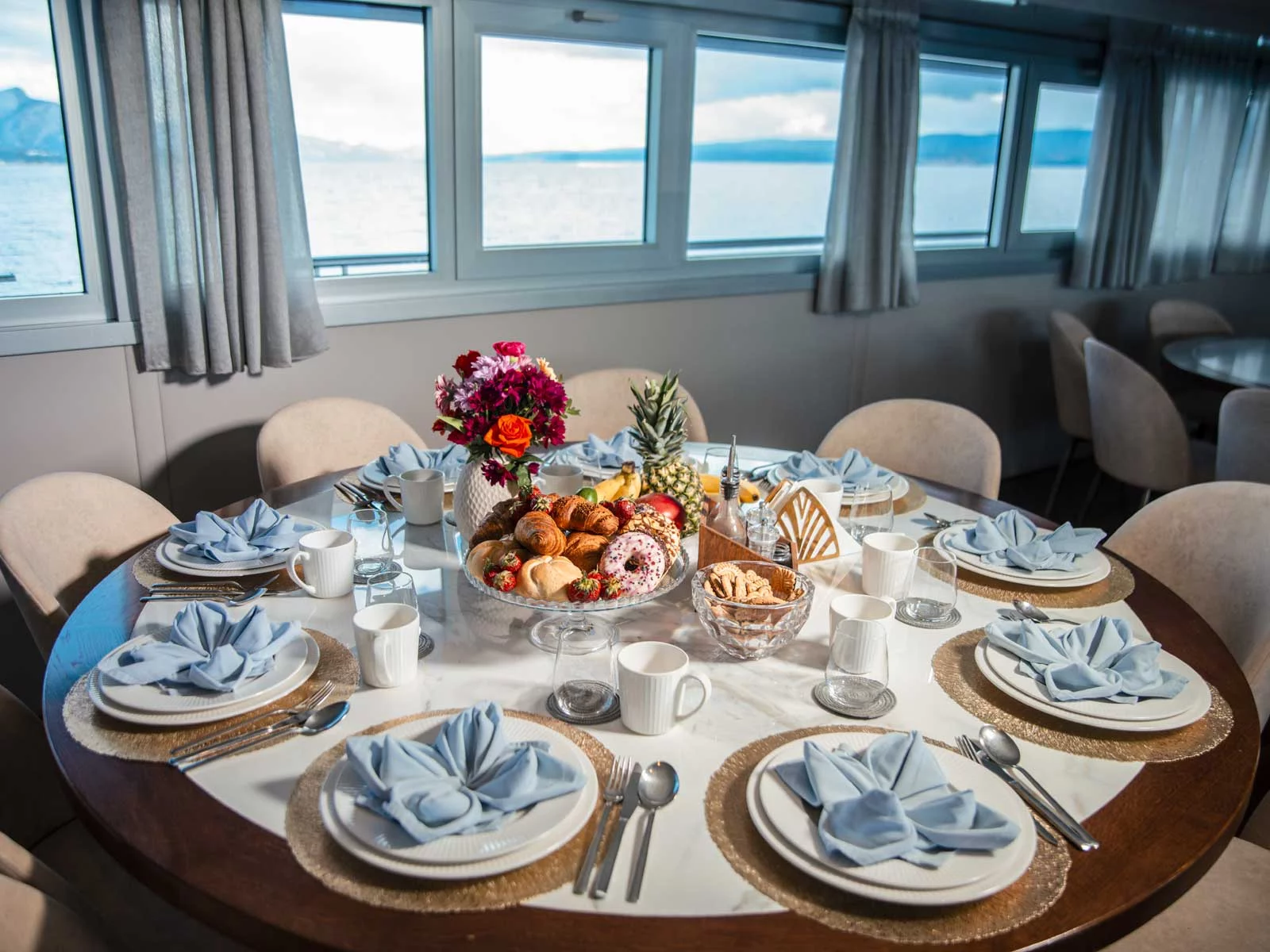 Luxury Motor Yacht (Roko)  - 30