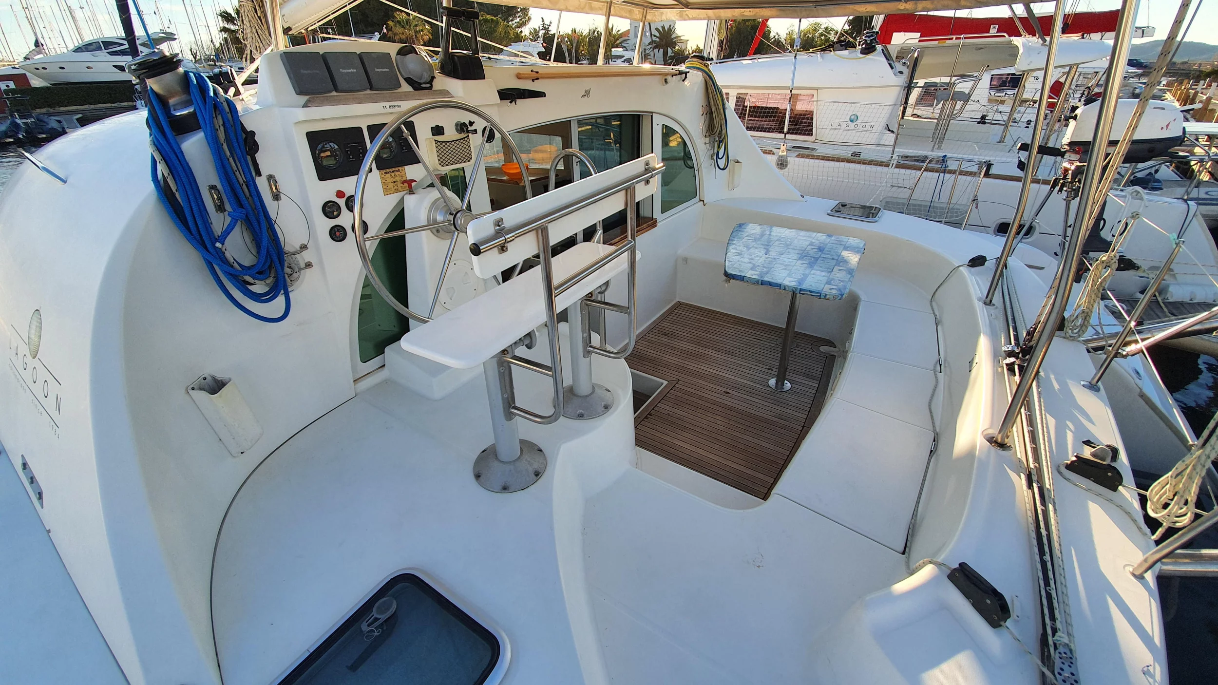 Lagoon 38 (Manatéa)  - 3