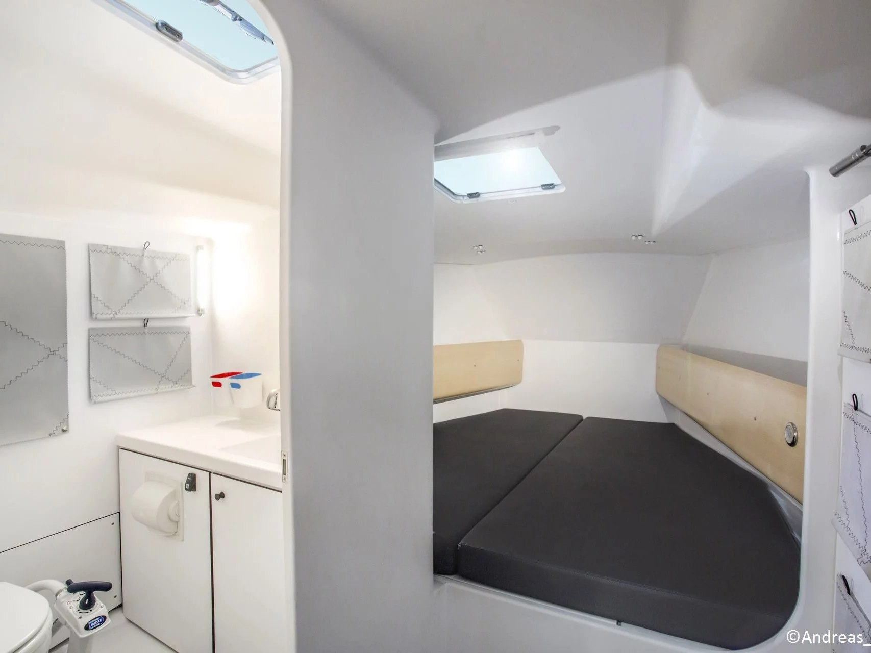 Pogo 36 (SILVER WAVE) Interior image - 13