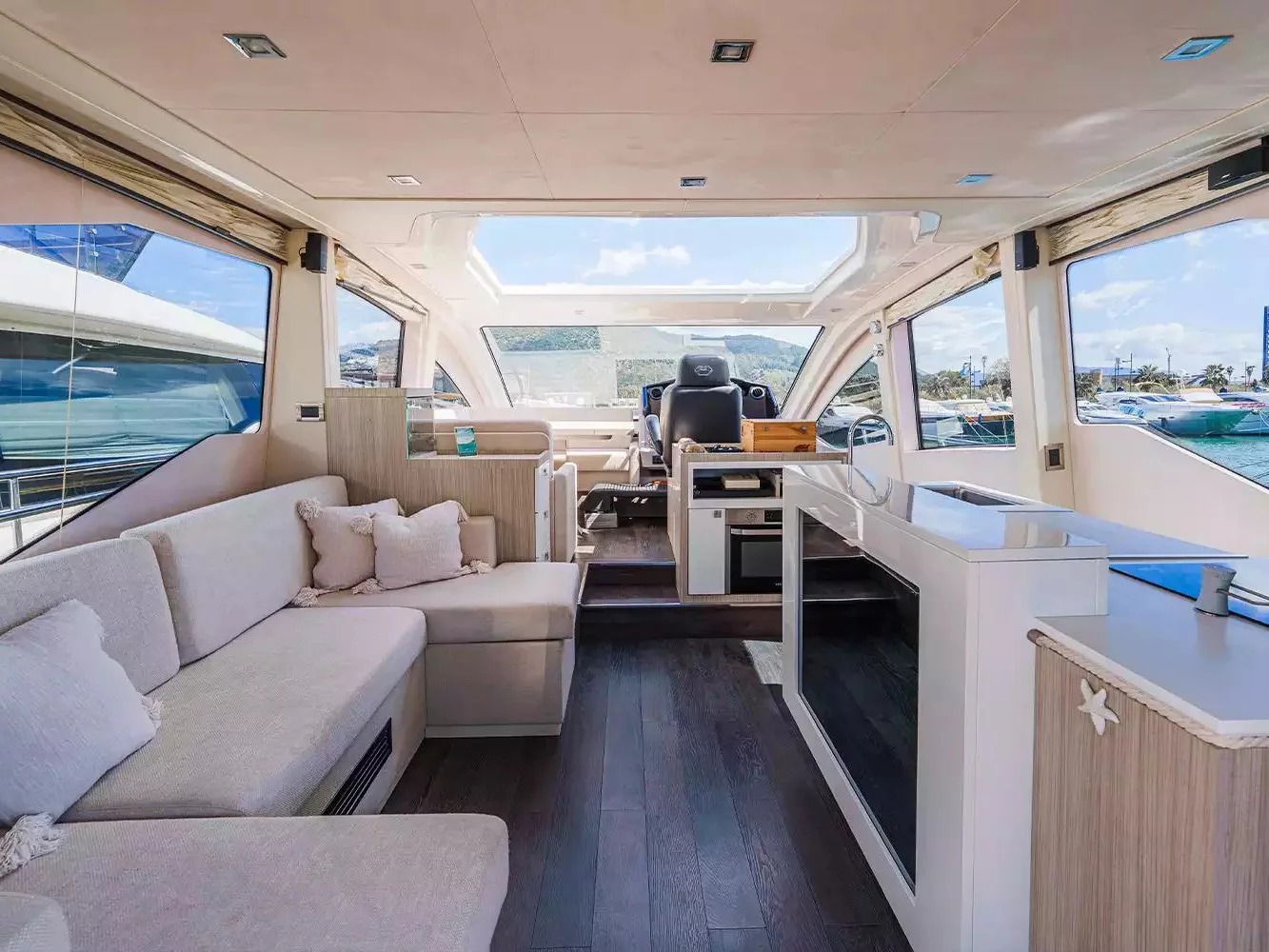Cranchi 60 (Peleo Dos) Interior image - 7