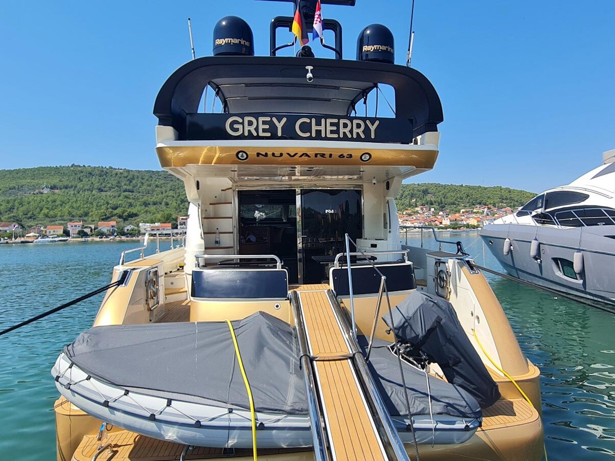 Dominator 63 — photo 10