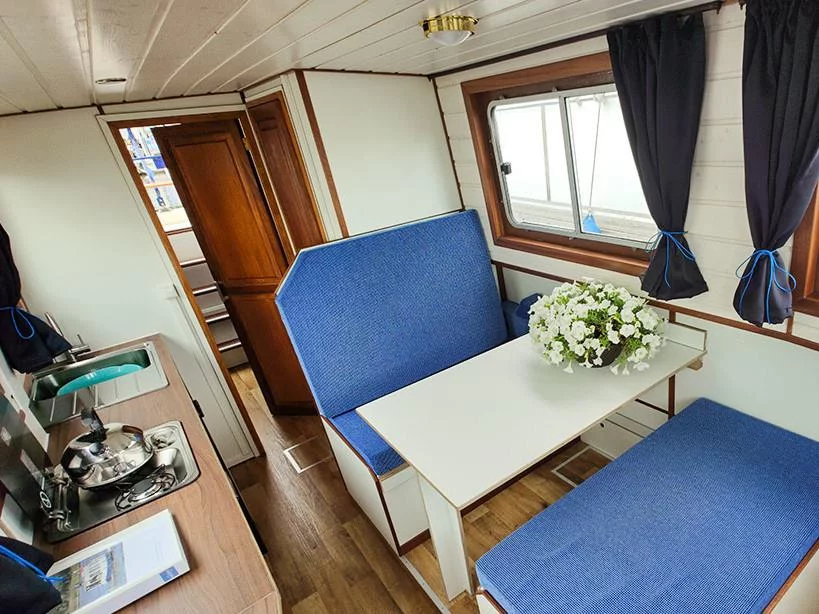 Kuinder (Kuinder-54) Interior image - 13