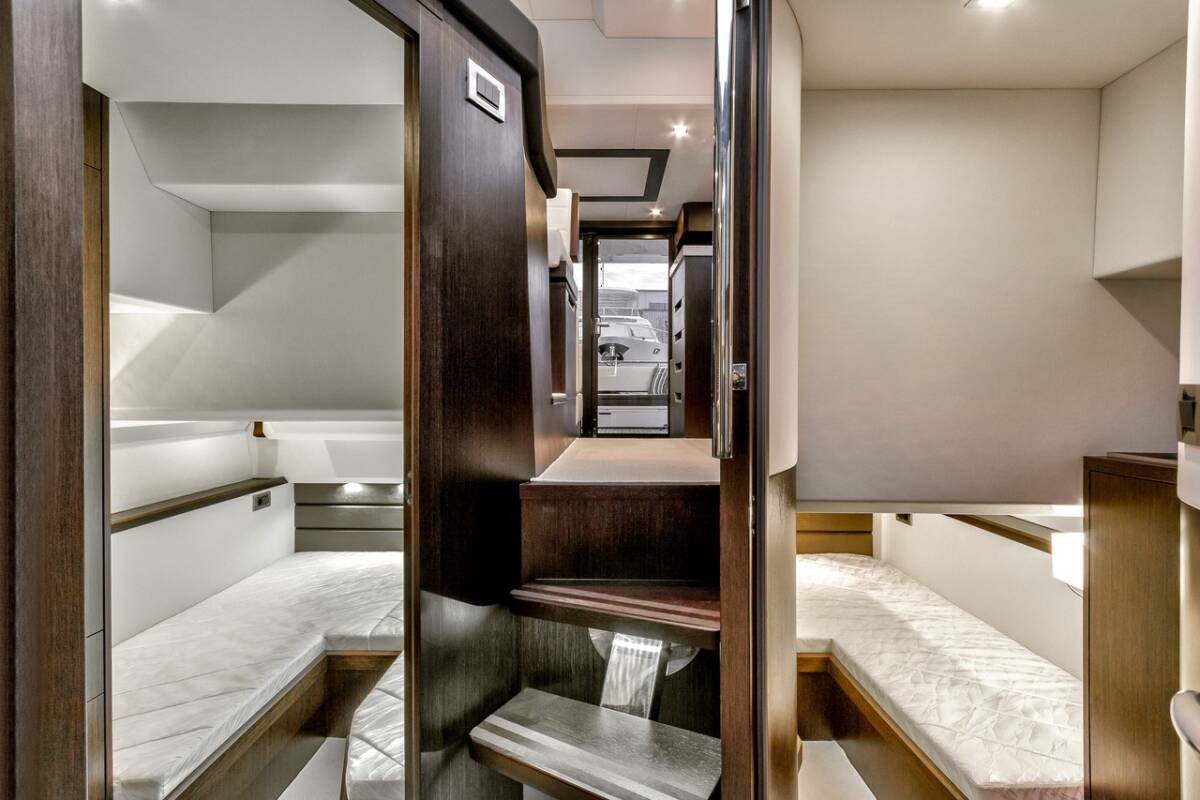 Photo #13 - Galeon 420 Fly (Amber Blue) en Sukosan - 23360
