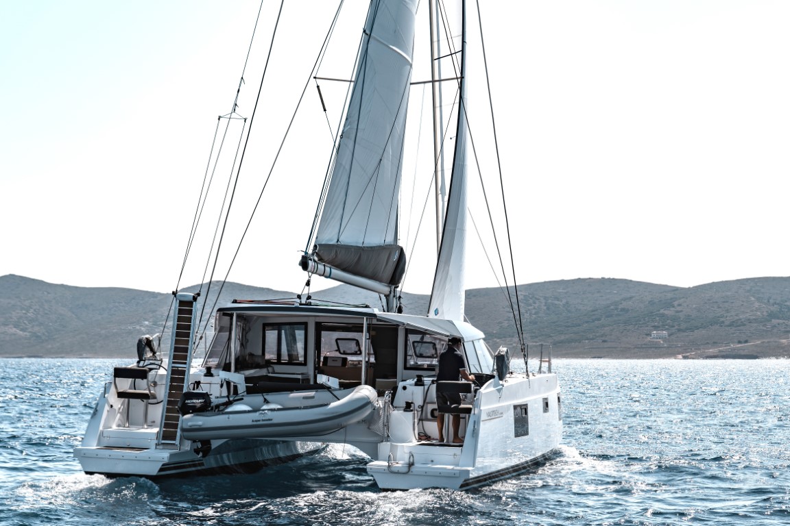 Photo #5 - Nautitech 40 (SoMi) in Lavrion - 19050