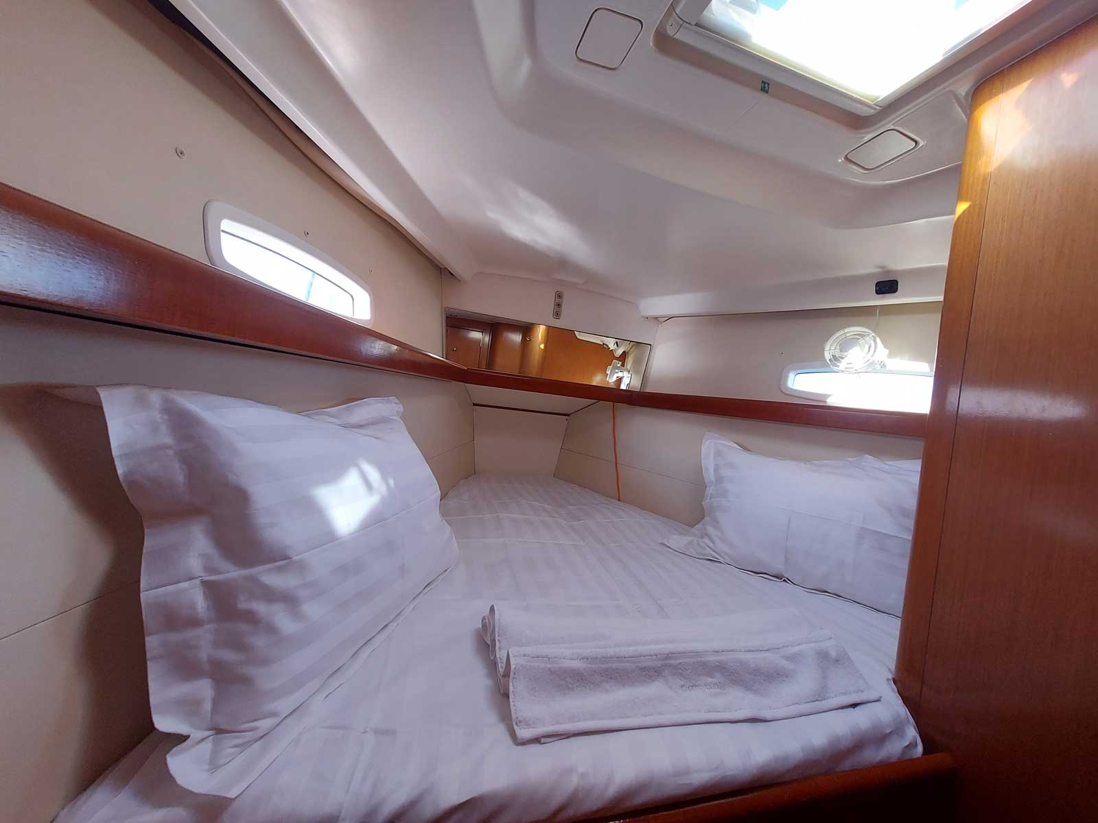 Photo #12 - Oceanis 43 (Onar) in Atene - 23384