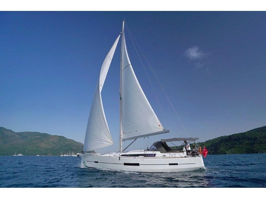 Photo #1 - Dufour 520 Grand Large (La Esperanza) en Marmaris - 13129