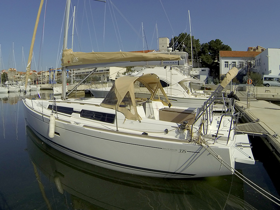 Photo #21 - Dufour 335 GL (Lara) in Sibenik - 20294
