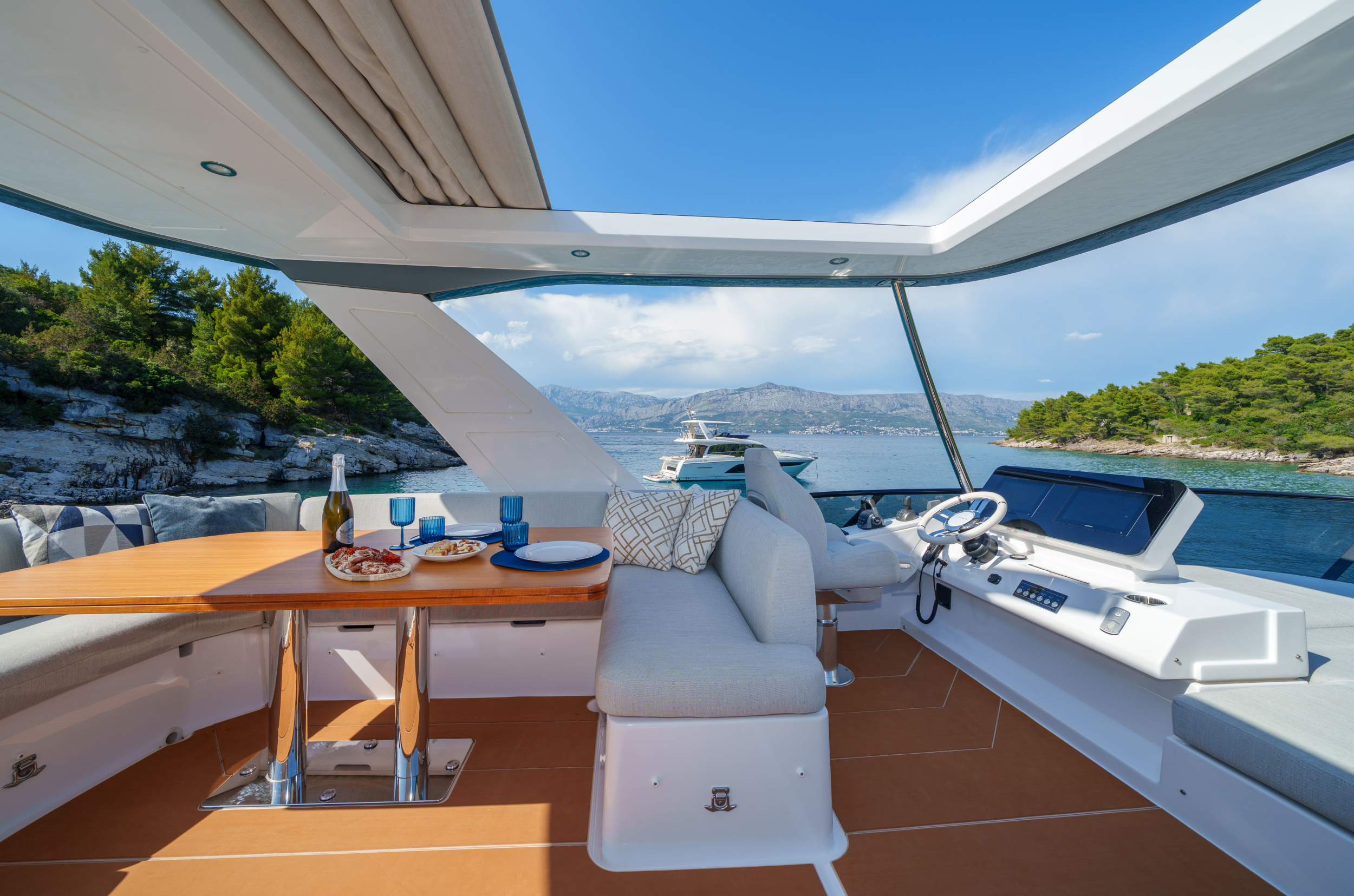 Azimut 53 Fly — photo 25