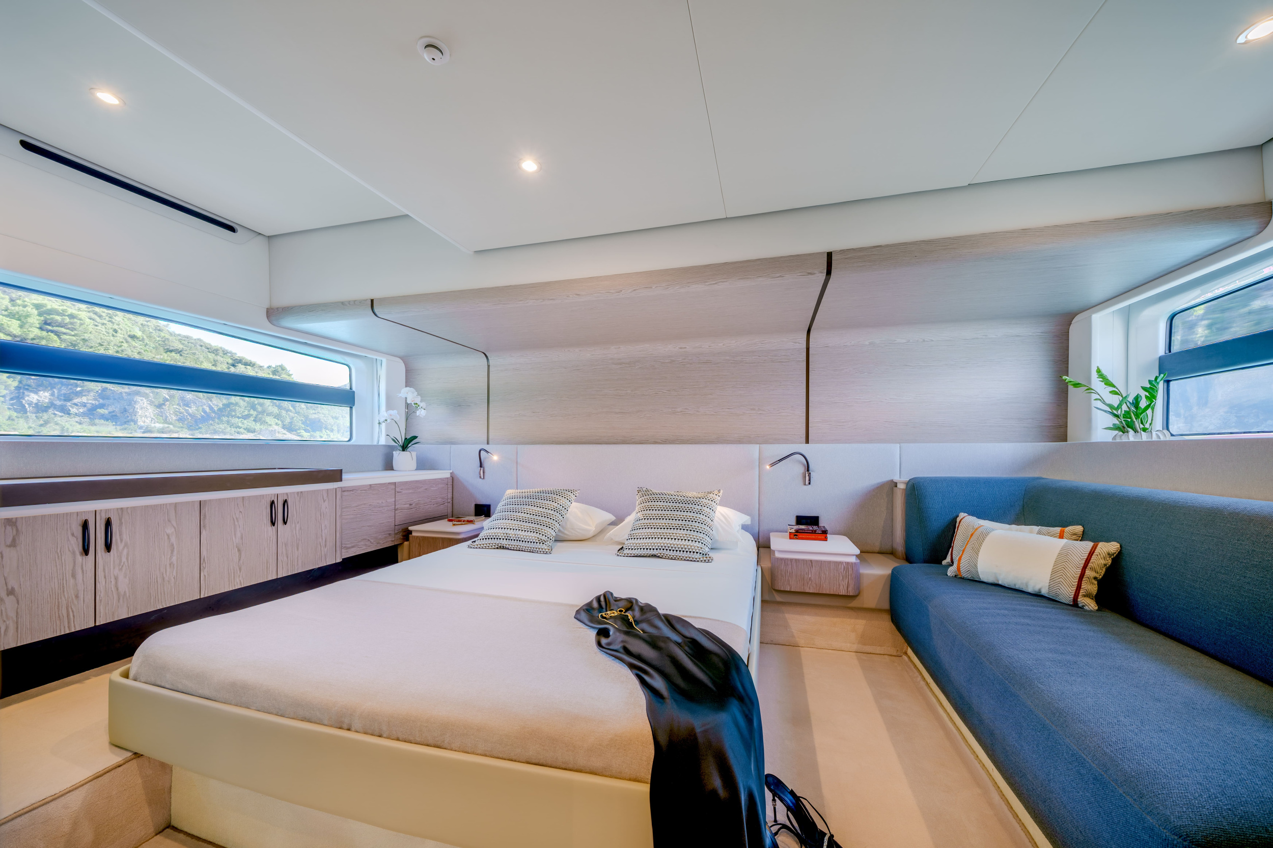 Azimut 53 Fly — photo 22