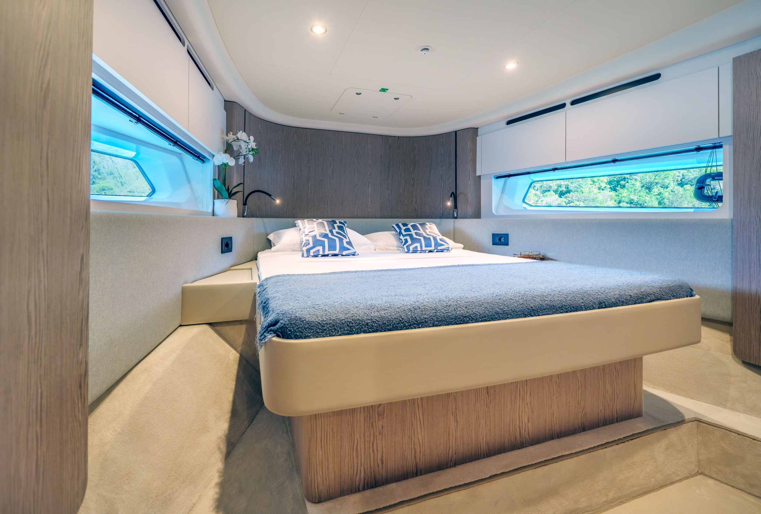 Azimut 53 Fly — photo 39