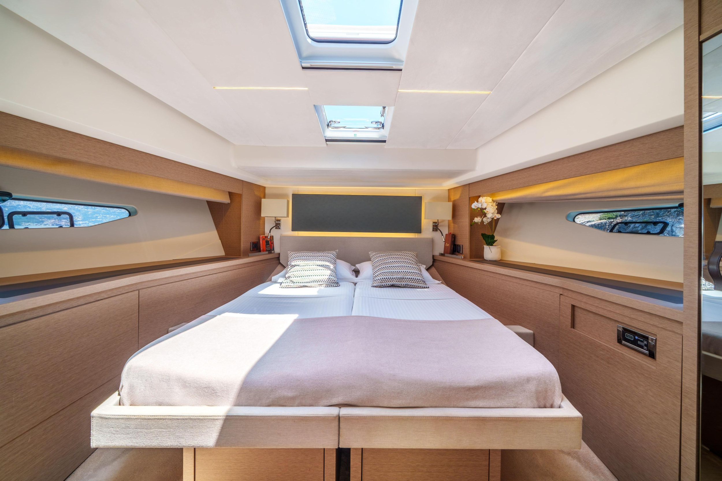 Prestige 590 Fly — photo 35