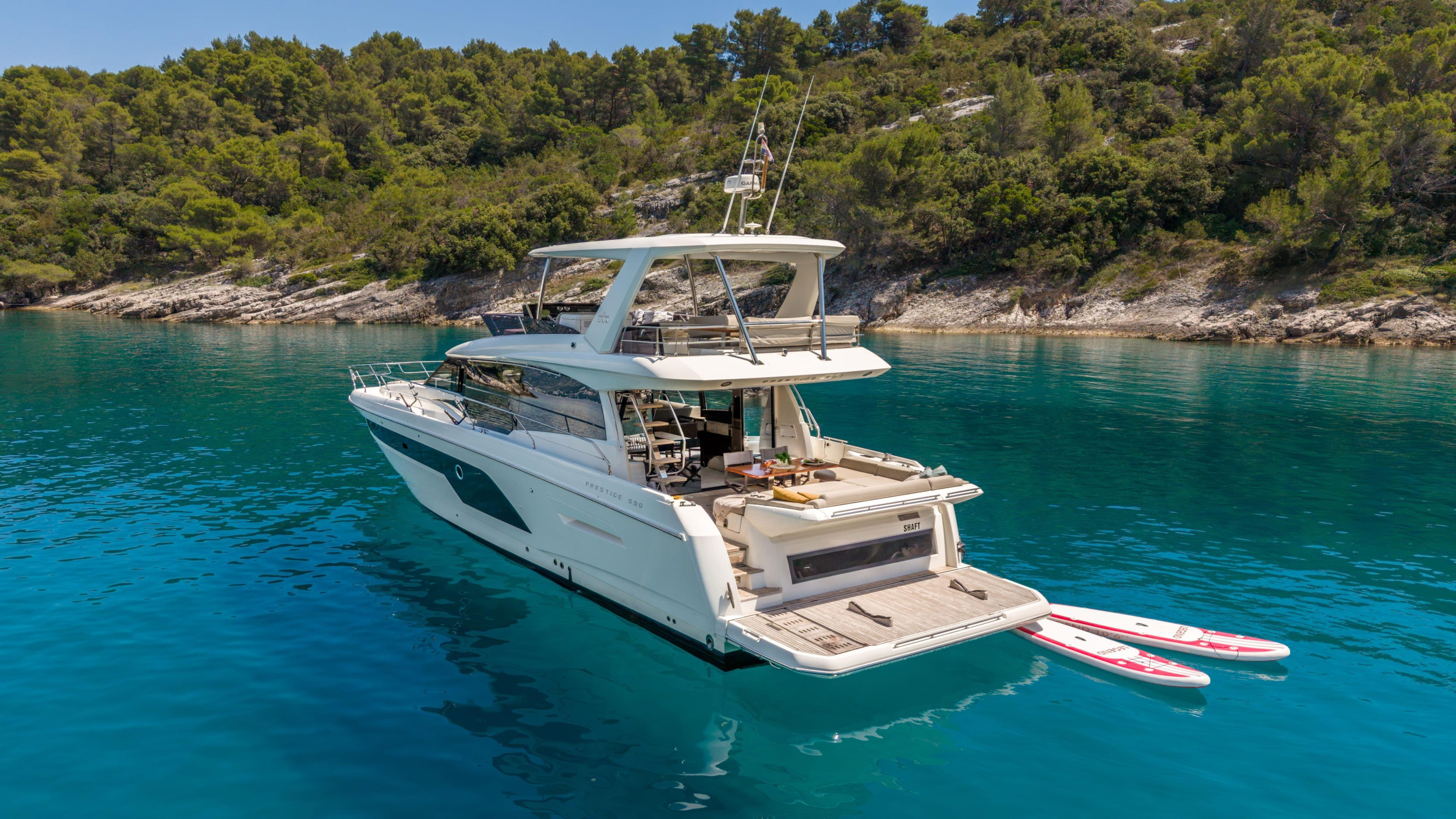 Prestige 590 Fly — photo 11