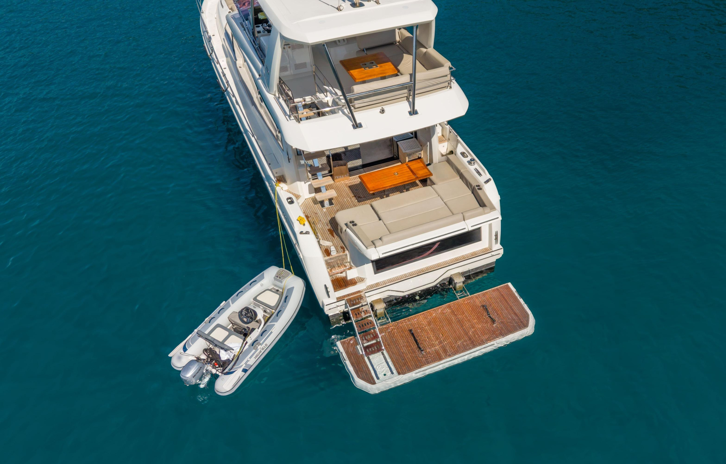 Prestige 590 Fly — photo 42