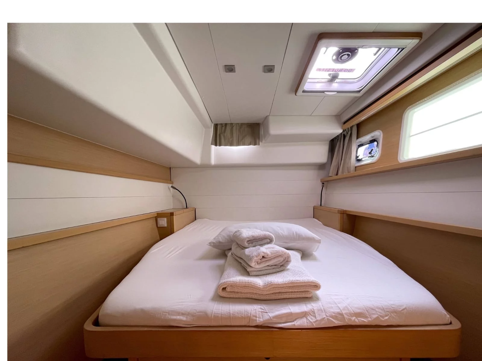 Lagoon 450 F (AF-L450F)  - 5