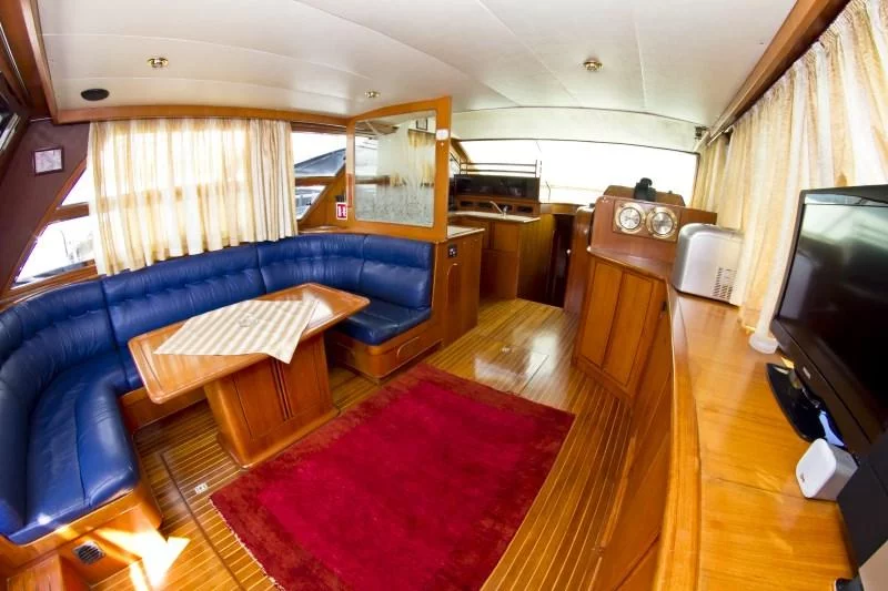 Yaretti 1910 (Relax) Interior image - 9
