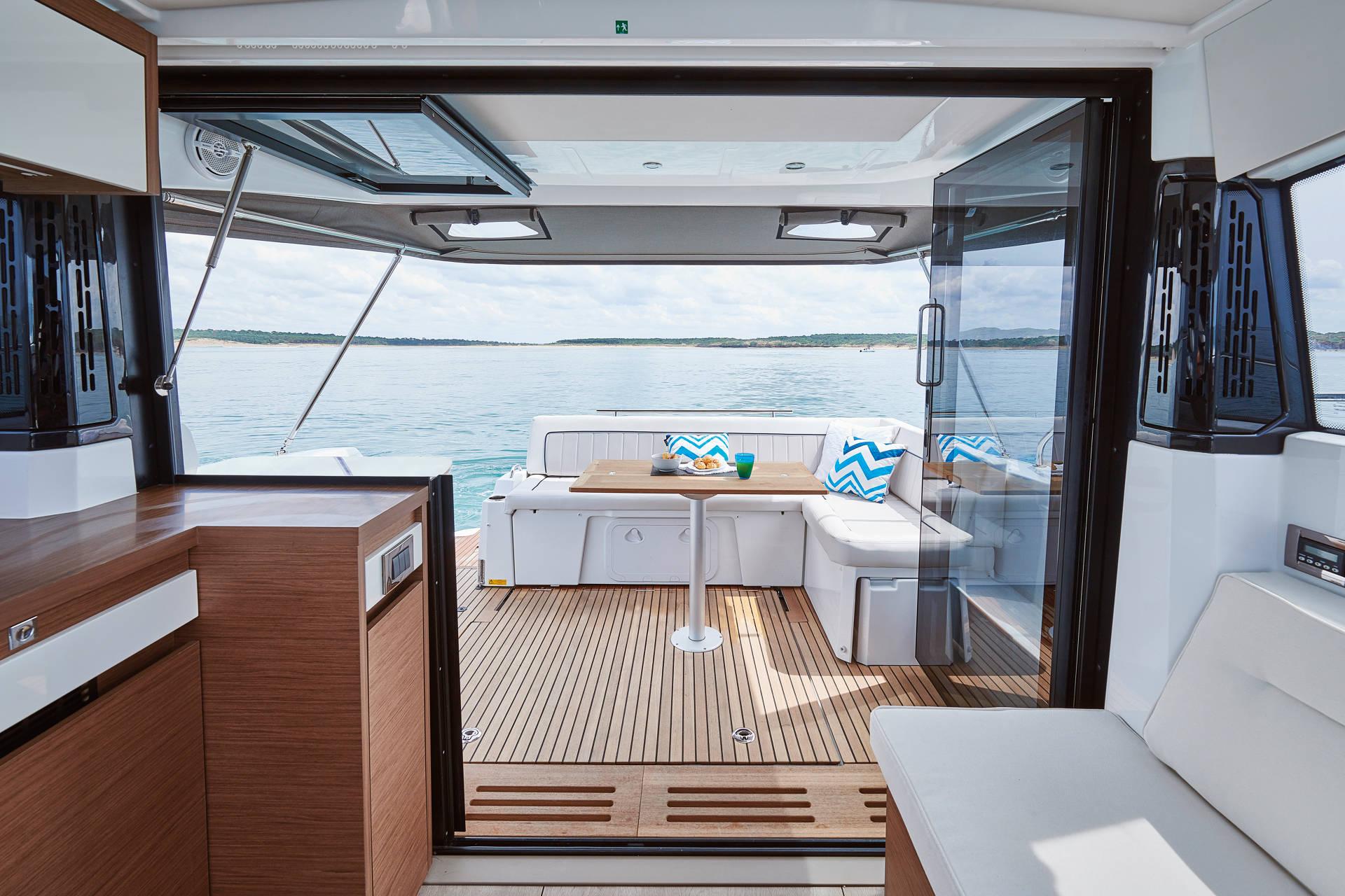 Jeanneau NC 37 — photo 3