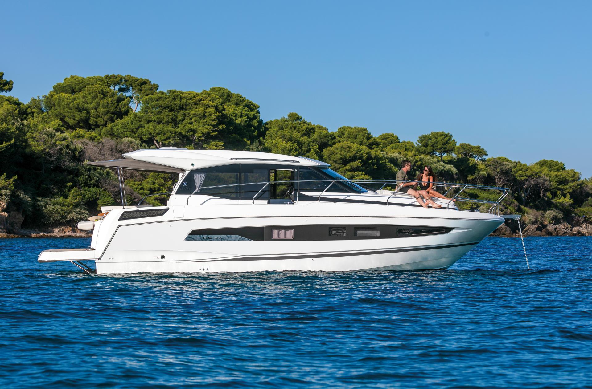 Jeanneau NC 37 — photo 14