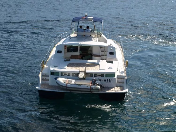 Lagoon Powercat 43 (Perseus 1) 2 - 14