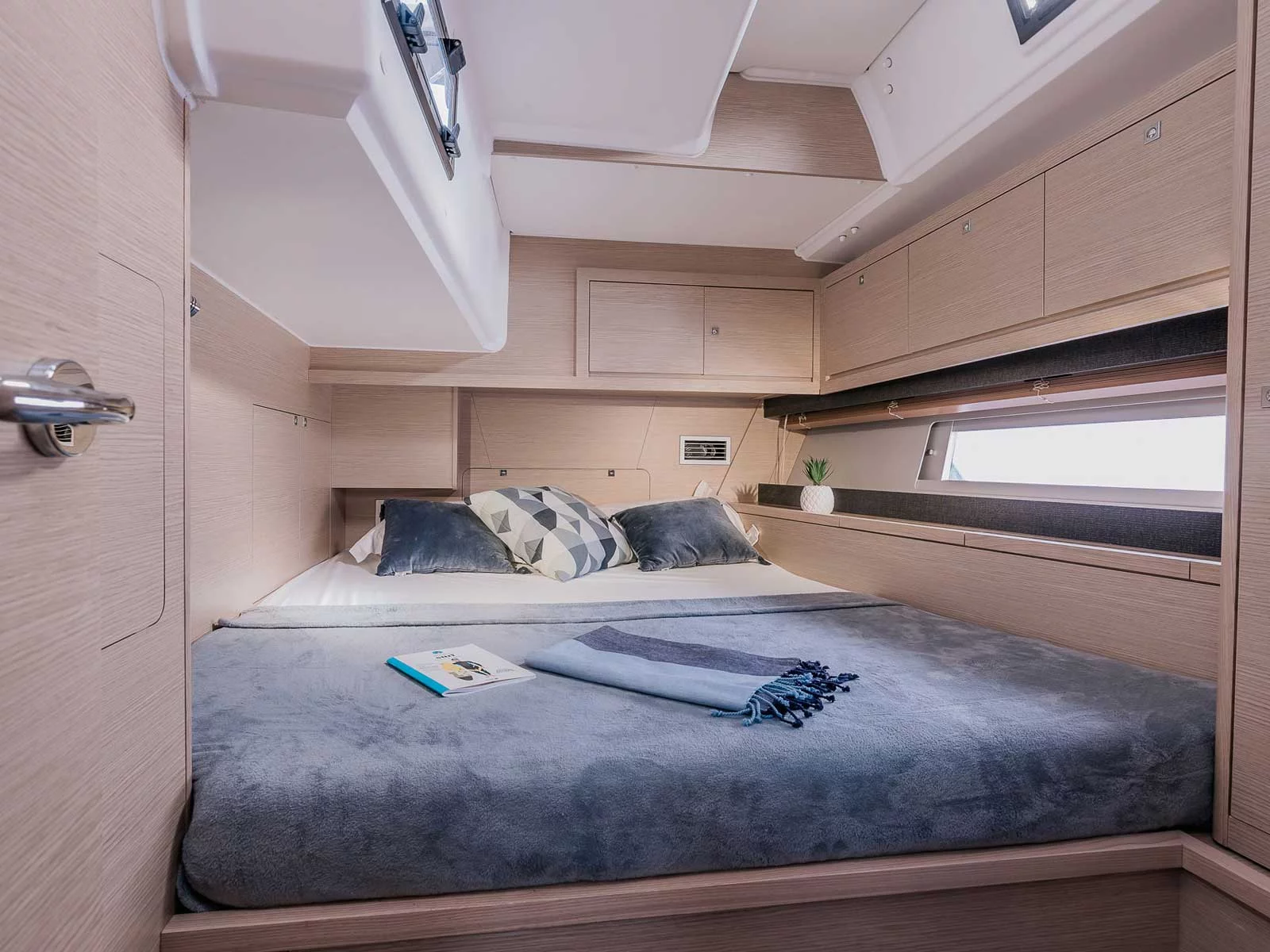 Dufour 470 (BEDDA MATRI)  - 5