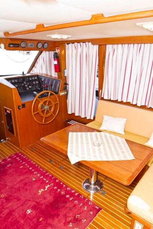 Staryacht 1670 (Holiday) 9 - 15