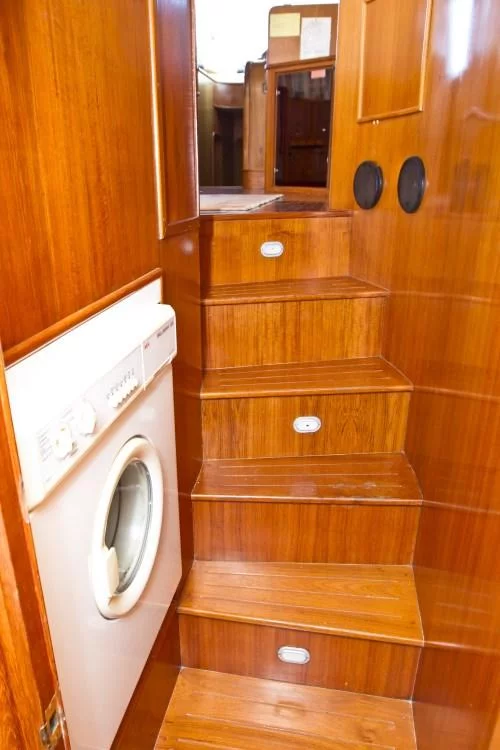 Yaretti 1910 (Royal) 12 - 1