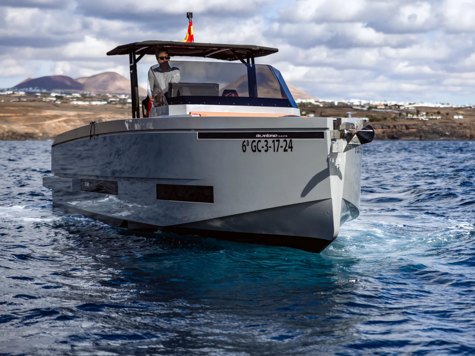 Photo #8 - De Antonio D32 Open (Chic & Tonic) in Lanzarote - 23524
