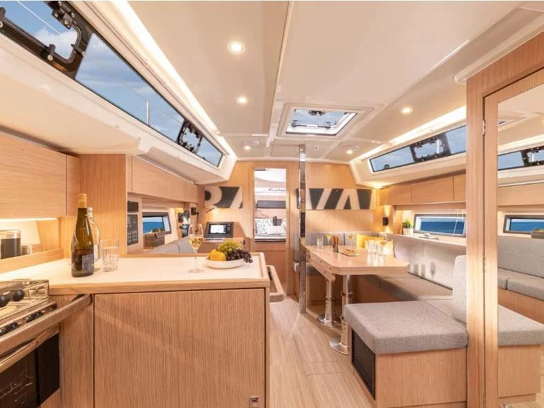 Bavaria C38 (Loukia) Interior image - 2