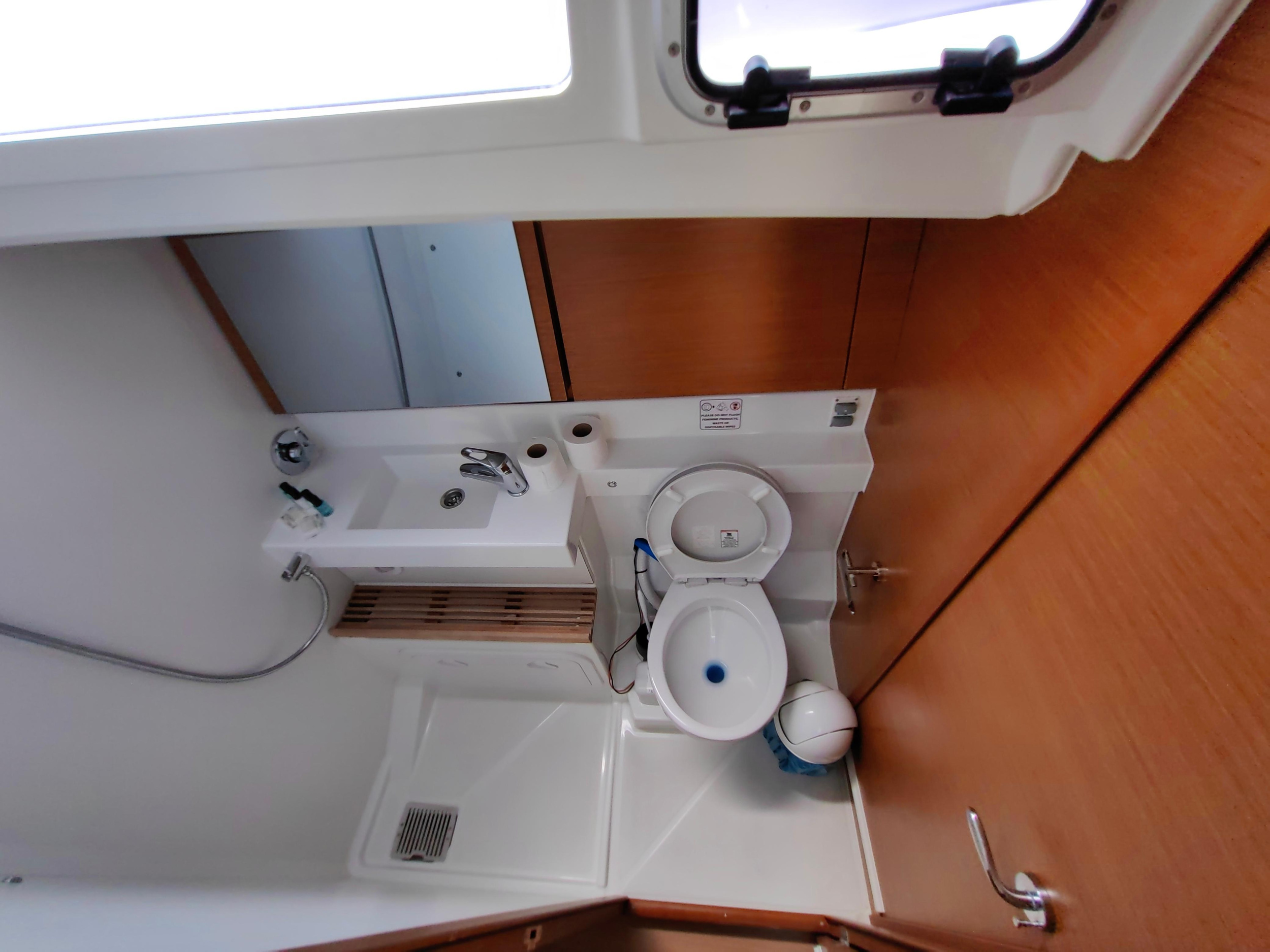 Photo #12 - Sun Odyssey 440 (Milky Way) in Pula - 23576