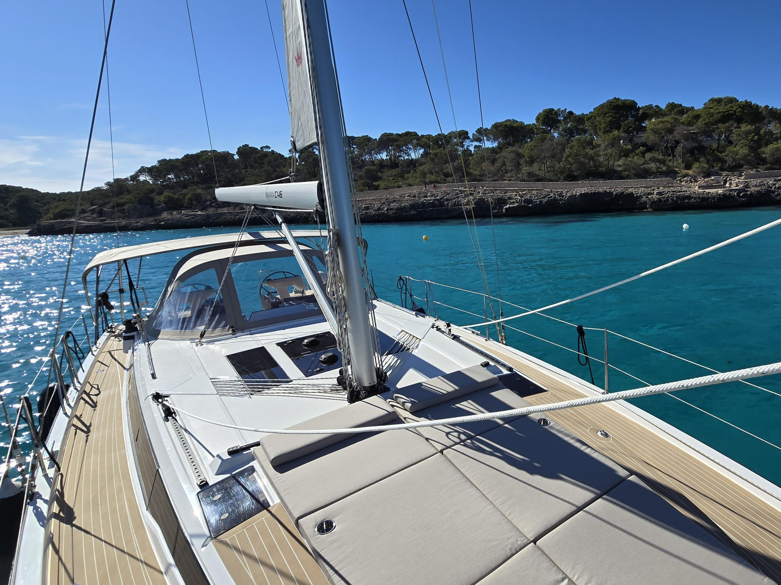 Photo #5 - Bavaria C46 (Infinity) in Palma - 23637