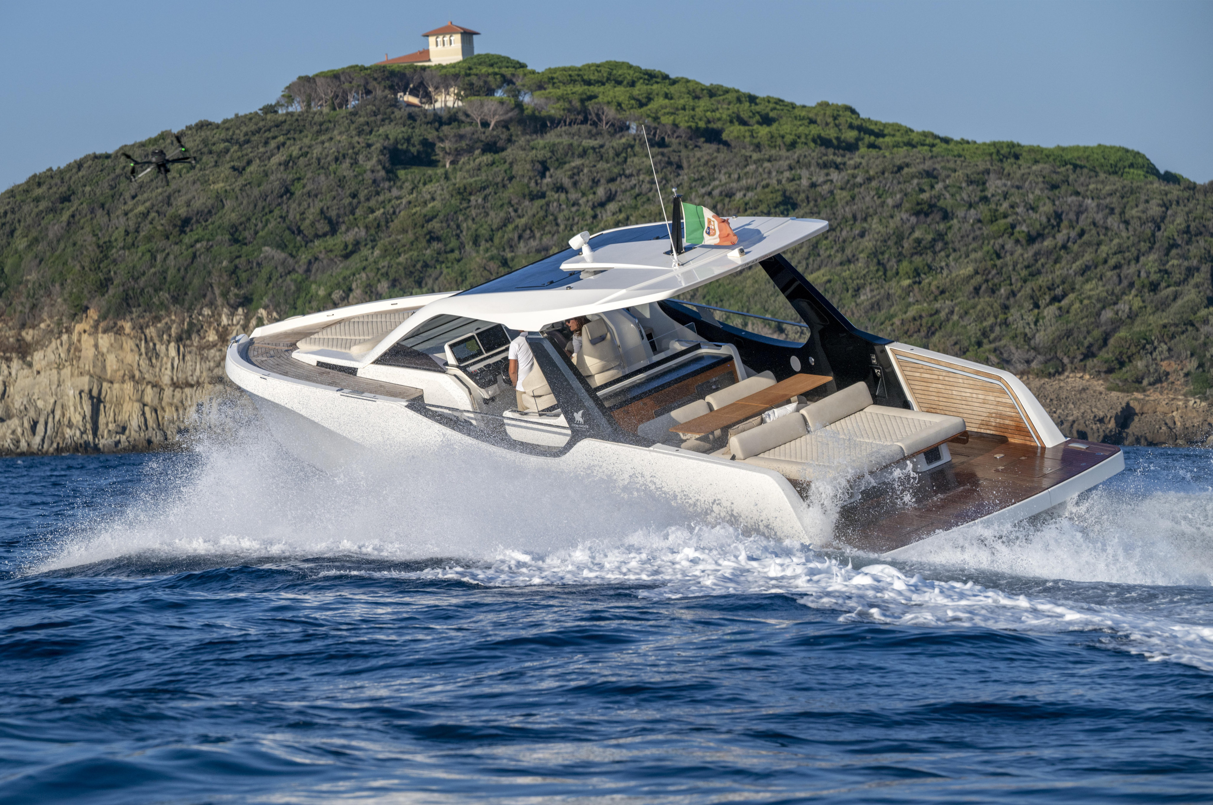 IY 43 Veloce — photo 9