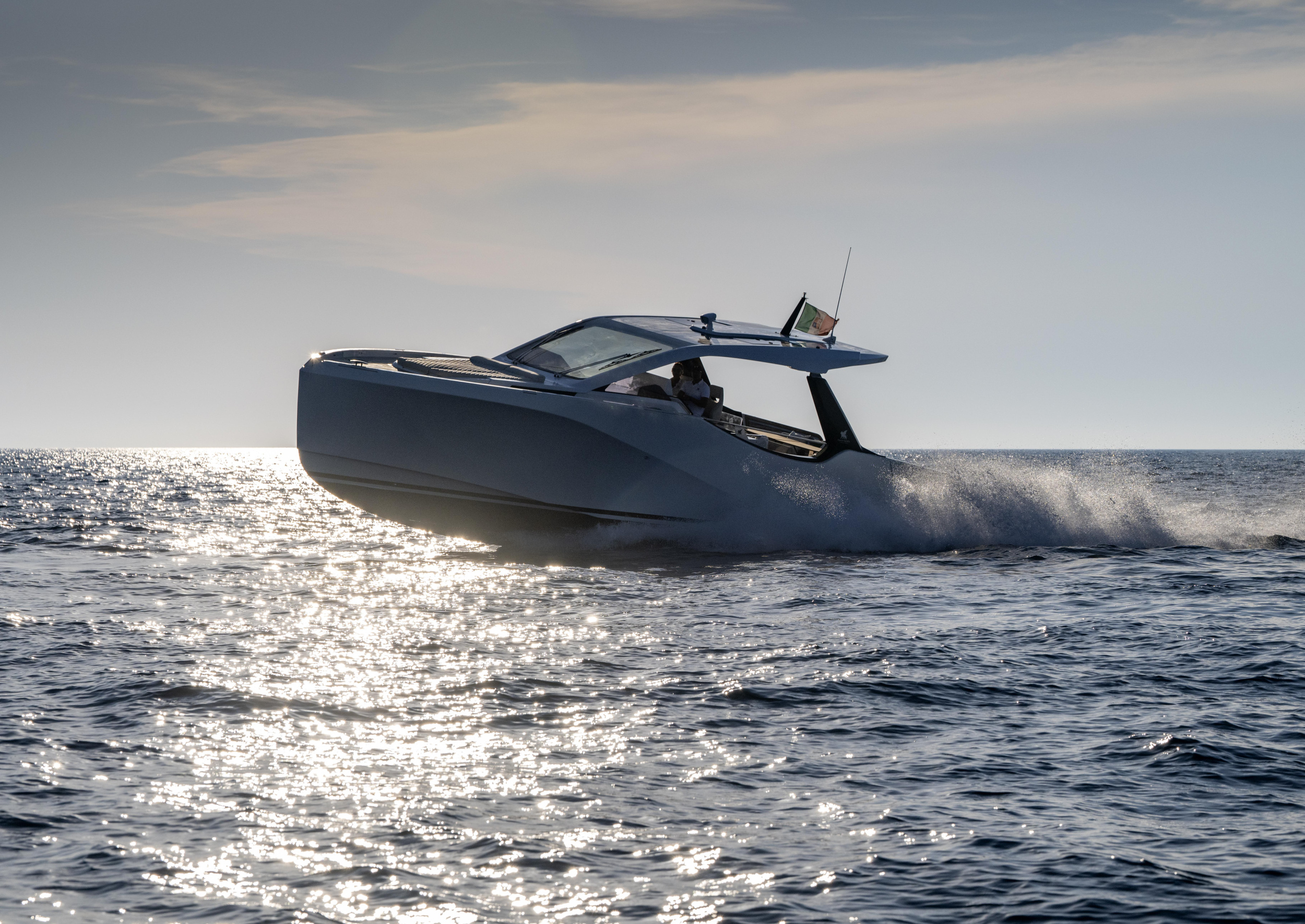 IY 43 Veloce — photo 34