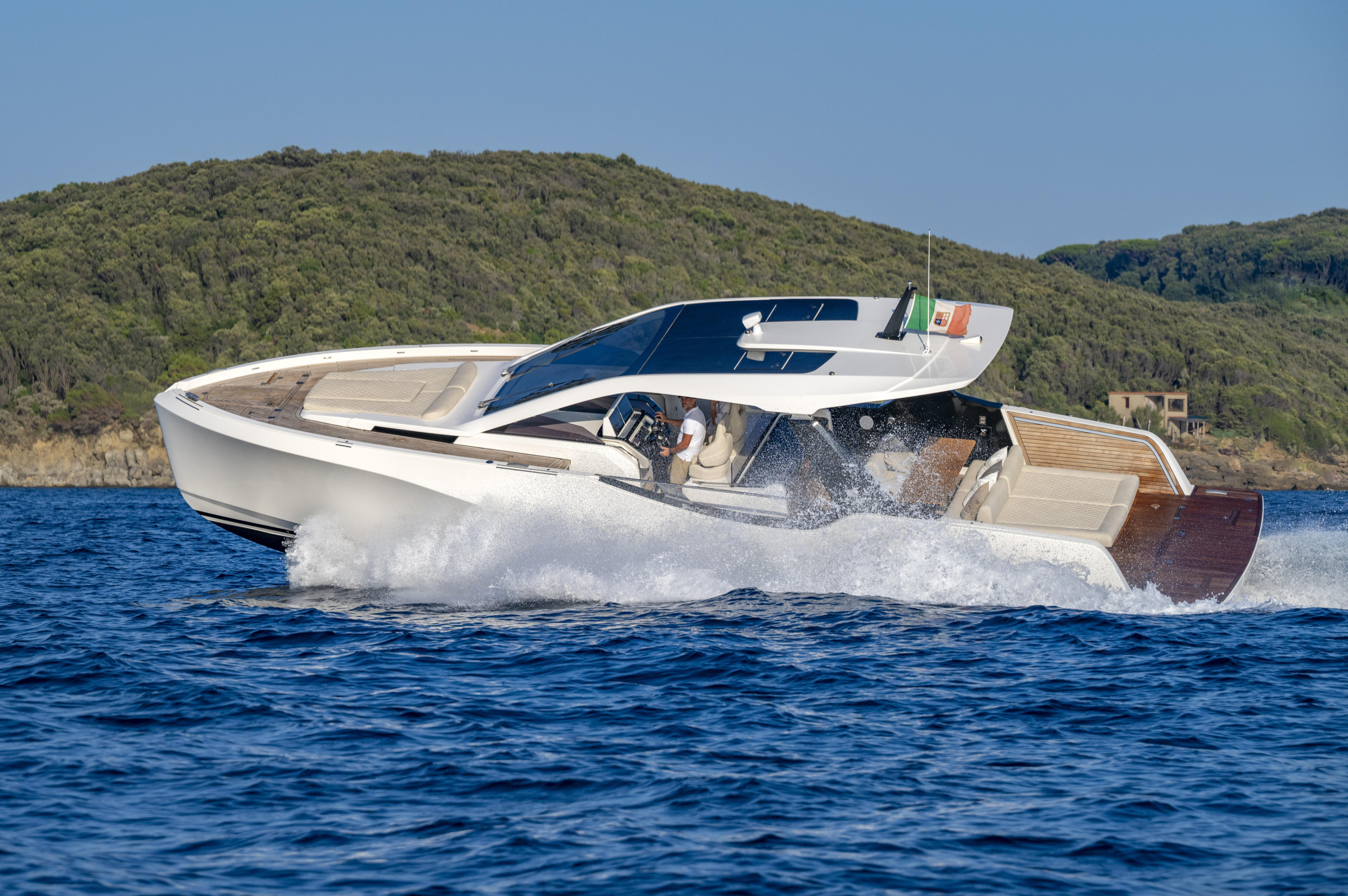 IY 43 Veloce — photo 25